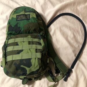 CAMELBAK HYDRATION BACKPACK